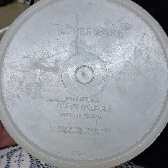 3 pc. Tupperware bowl, and storage containers. - Picture 7 of 13